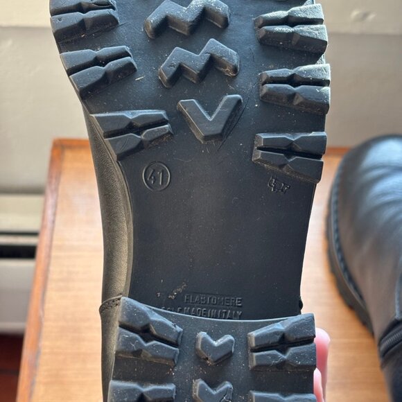 Santana Canada Womens Black Leather Side Zipper Lug Sole Boots Size 9.5 M - Picture 6 of 12